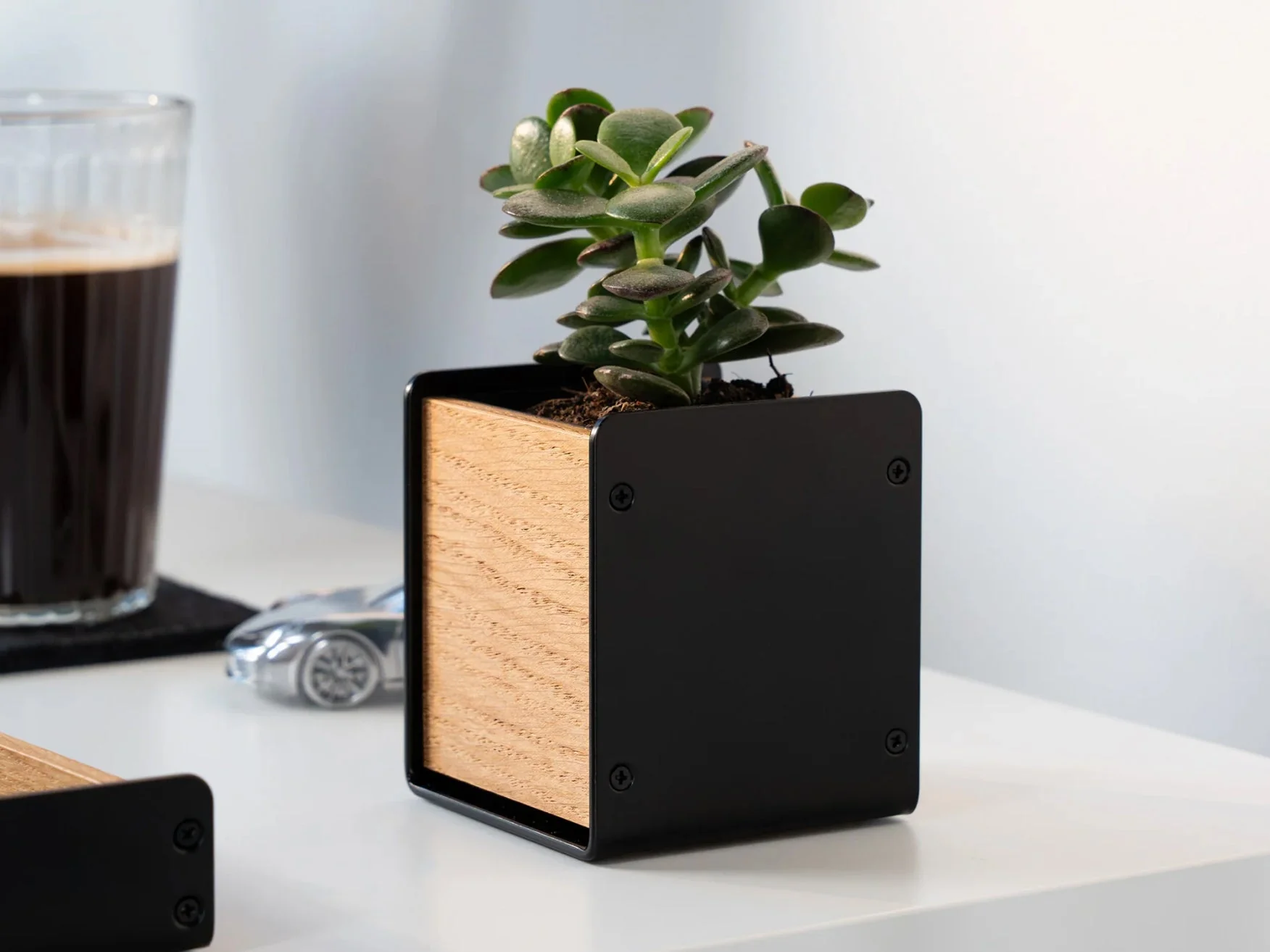 Planter - Image 6